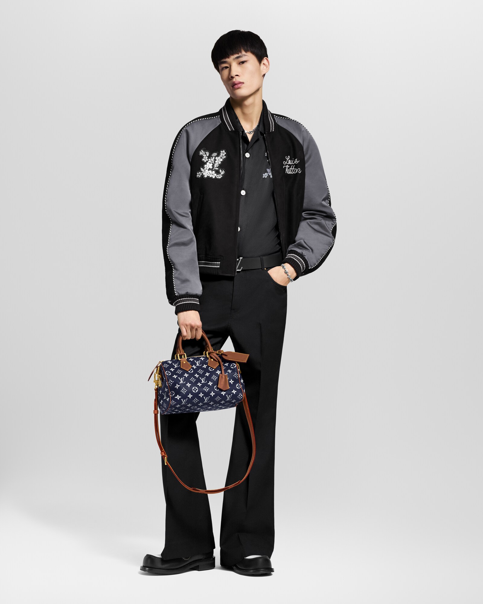 Printed Signature Silk Shirt - Men - Ready-to-Wear | LOUIS VUITTON ®